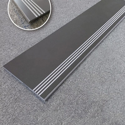 Nicht rutschfähige, schwarze, homogene, vollkörperliche Porzellanfußbodenplatten, Glasfliesen, 300x600 mm für Parkplätze